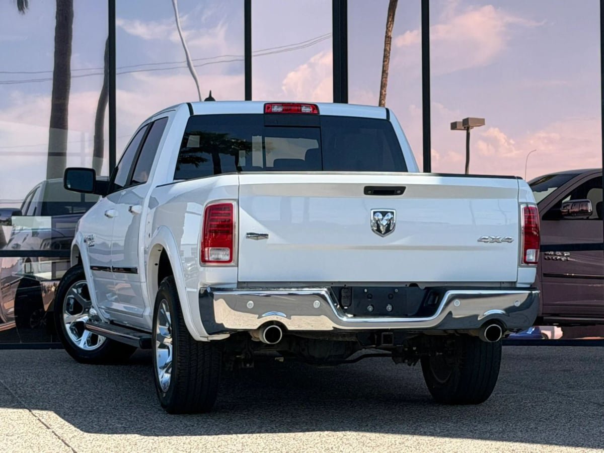 Used 2016 RAM 1500 Laramie w/ Convenience Group AWD/4WD image 12