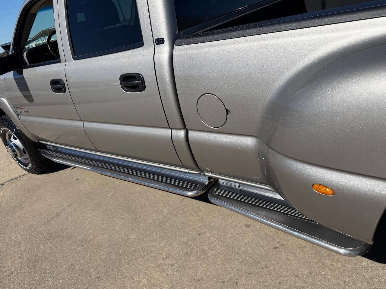 Used 2003 Chevrolet Silverado 3500 LT w/ Skid Plate Package image 53