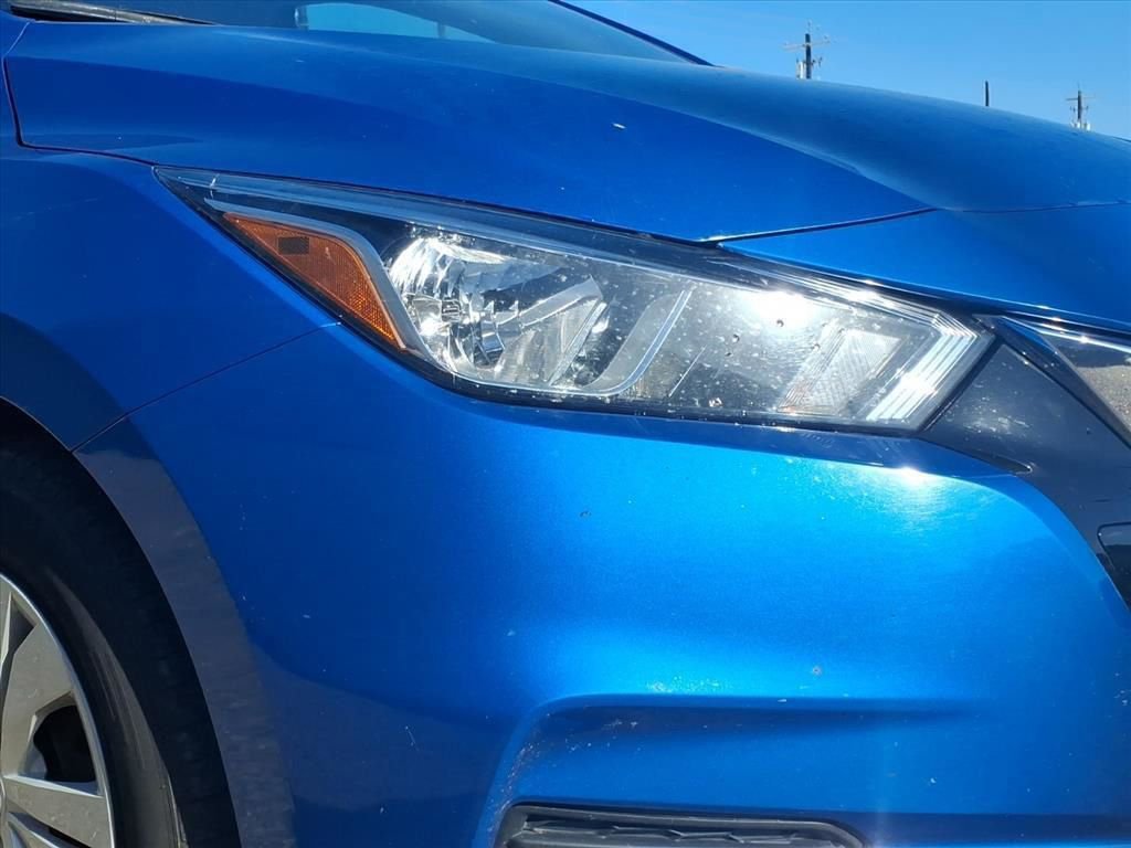 Used 2022 Nissan Versa S image 10