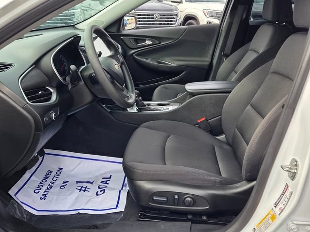 Used 2024 Chevrolet Malibu LT FWD image 5