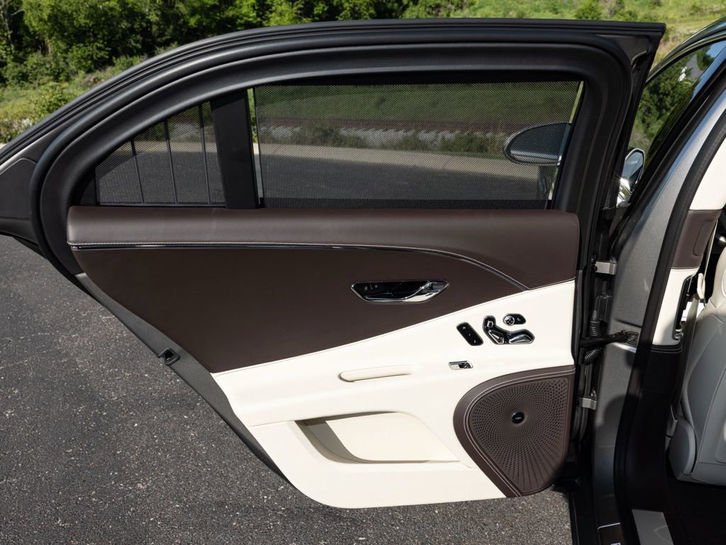 New 2026 Bentley Flying Spur Plug-In Hybrid AWD/4WD image 55