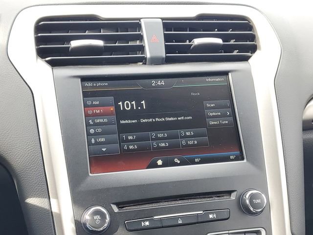 Used 2016 Ford Fusion SE w/ Equipment Group 202A image 21