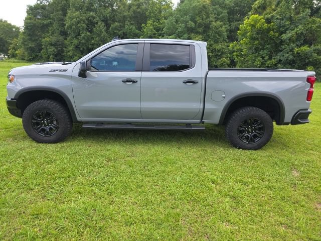 Used 2024 Chevrolet Silverado 1500 ZR2 w/ Technology Package AWD/4WD image 3
