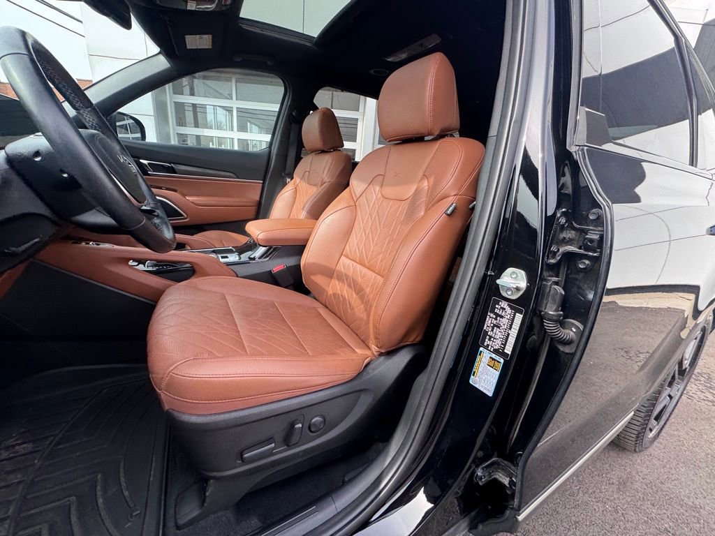 Used 2023 Kia Telluride EX X-Line image 12