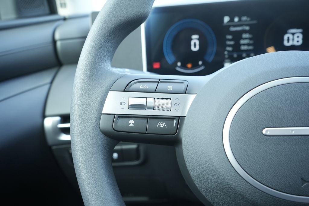 New 2026 Hyundai Tucson SE image 24