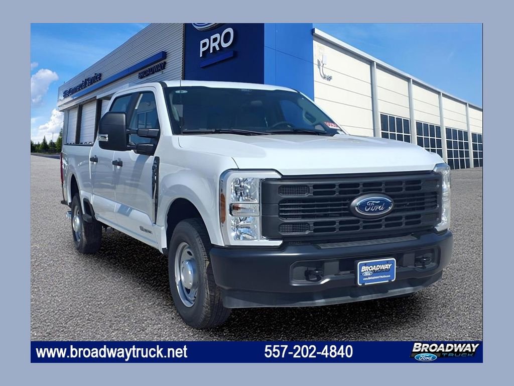 Used 2024 Ford F350 XL image 1