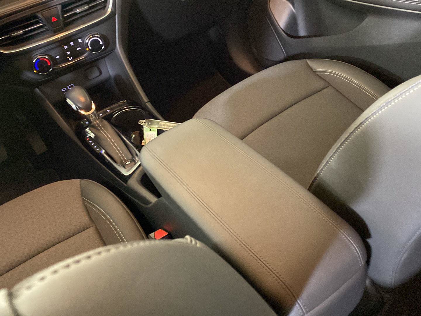 Certified 2024 Buick Encore GX Preferred FWD image 15