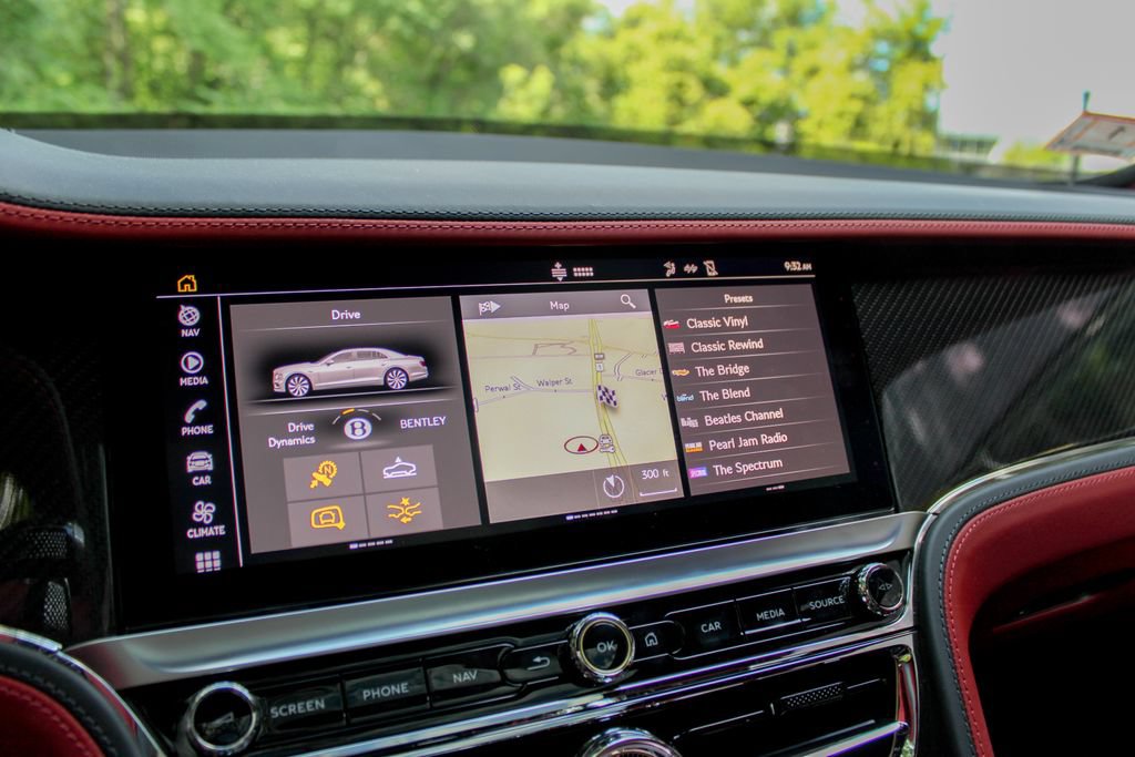 Used 2024 Bentley Flying Spur V8 AWD/4WD image 15