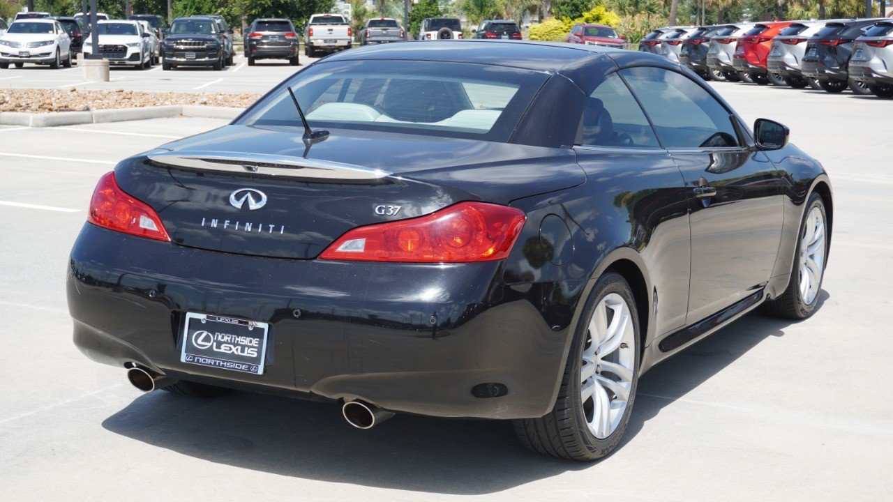 Used 2010 INFINITI G37 Convertible w/ Premium Pkg RWD image 6
