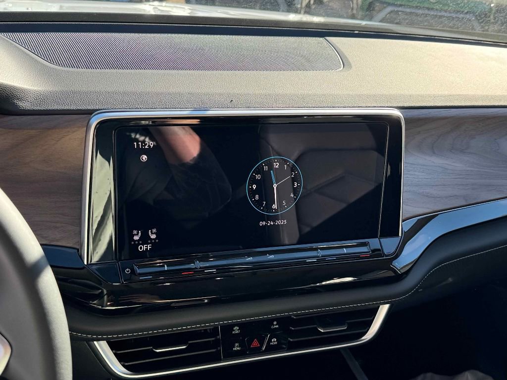 New 2026 Volkswagen Atlas SE image 16