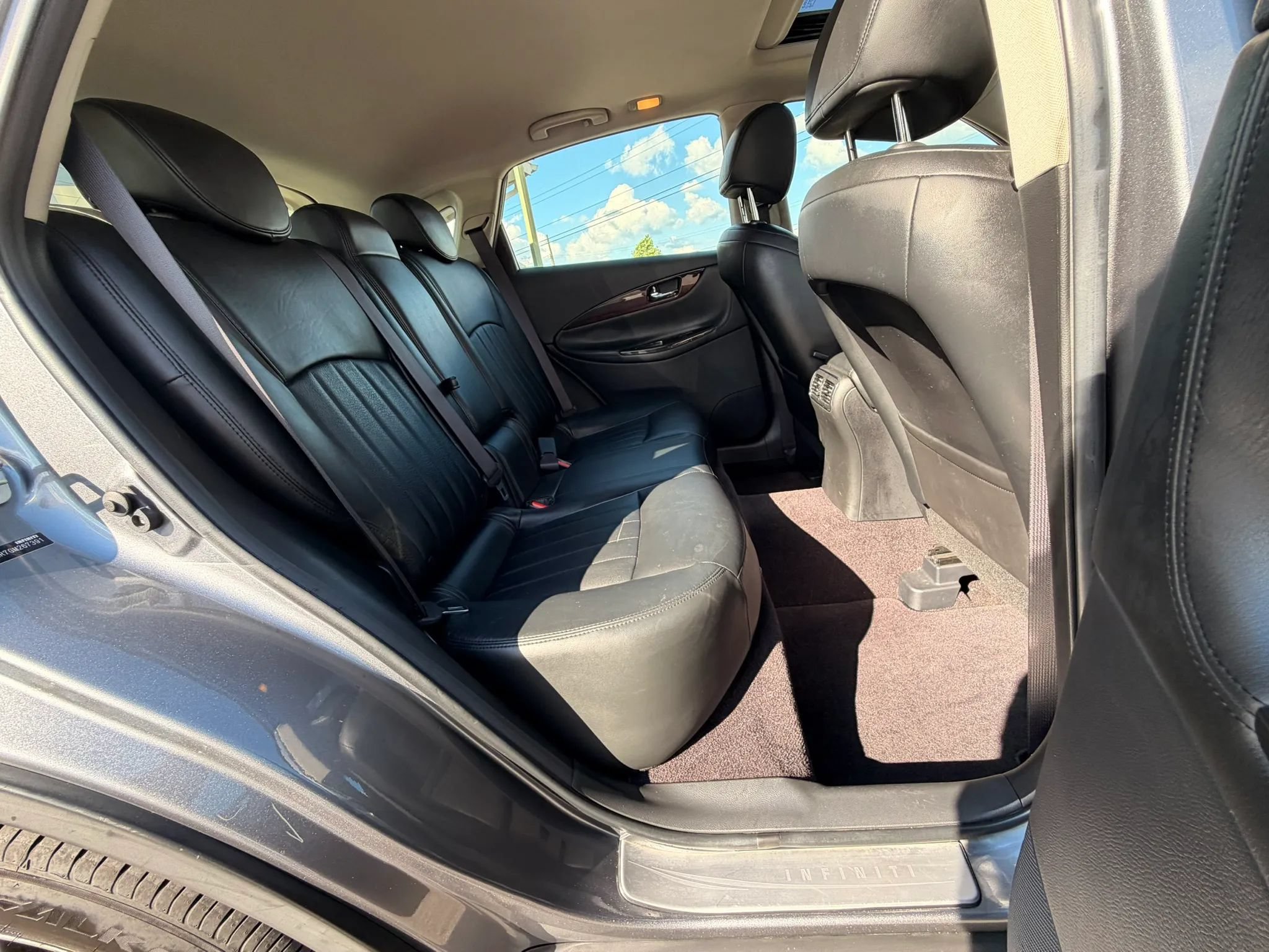 Used 2016 INFINITI QX50 AWD w/ Premium Package image 27