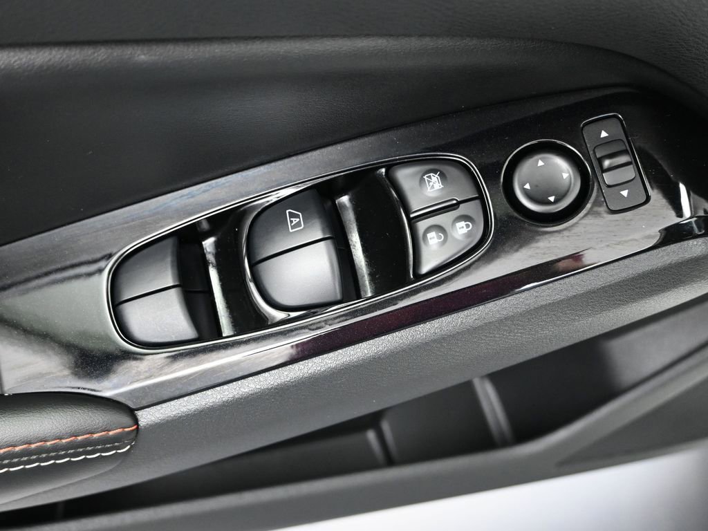 Used 2024 Nissan Altima 2.5 SR w/ SR Premium Package image 11