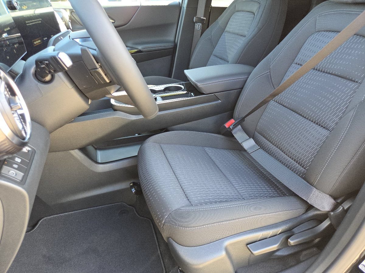 New 2027 Chevrolet Equinox LT w/ Midnight Edition FWD image 26