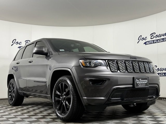 Used 2019 Jeep Grand Cherokee Altitude image 5