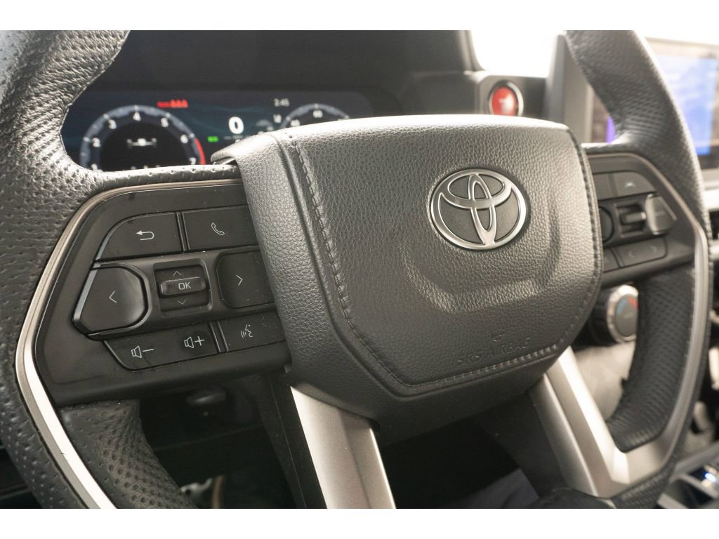 Used 2024 Toyota Tacoma TRD Sport image 28