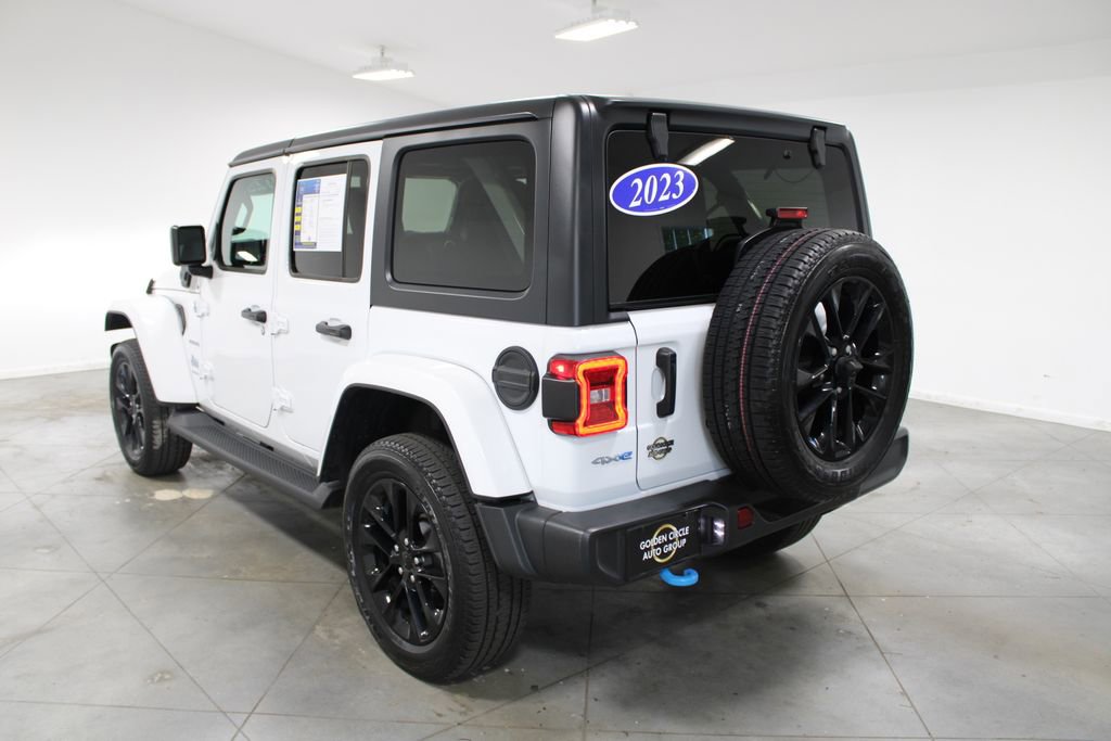 Used 2023 Jeep Wrangler Unlimited Sahara w/ Cold Weather Group image 7