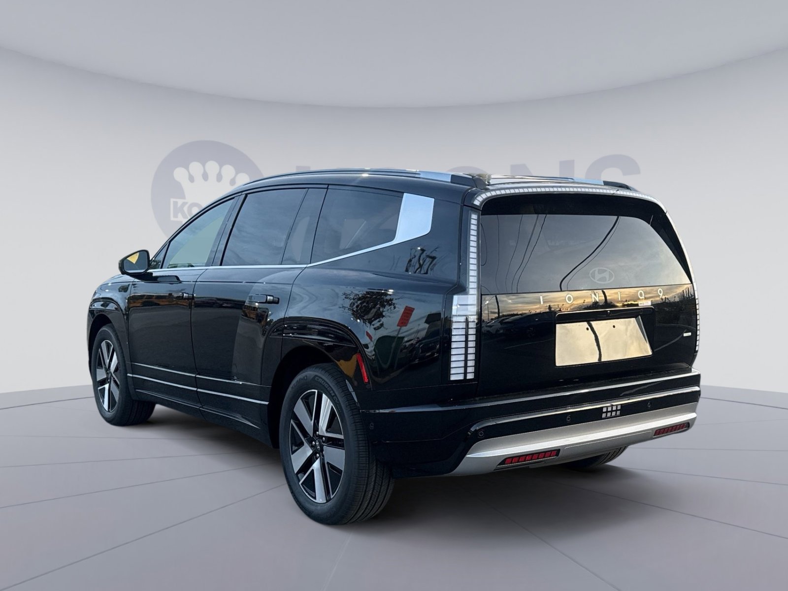 New 2026 Hyundai Ioniq 9 SEL image 4