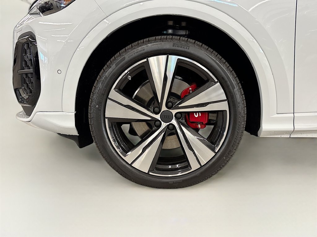New 2026 Audi SQ5 Premium Plus AWD/4WD image 24