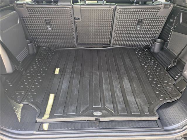 Used 2023 Land Rover Defender 110 S AWD/4WD image 6