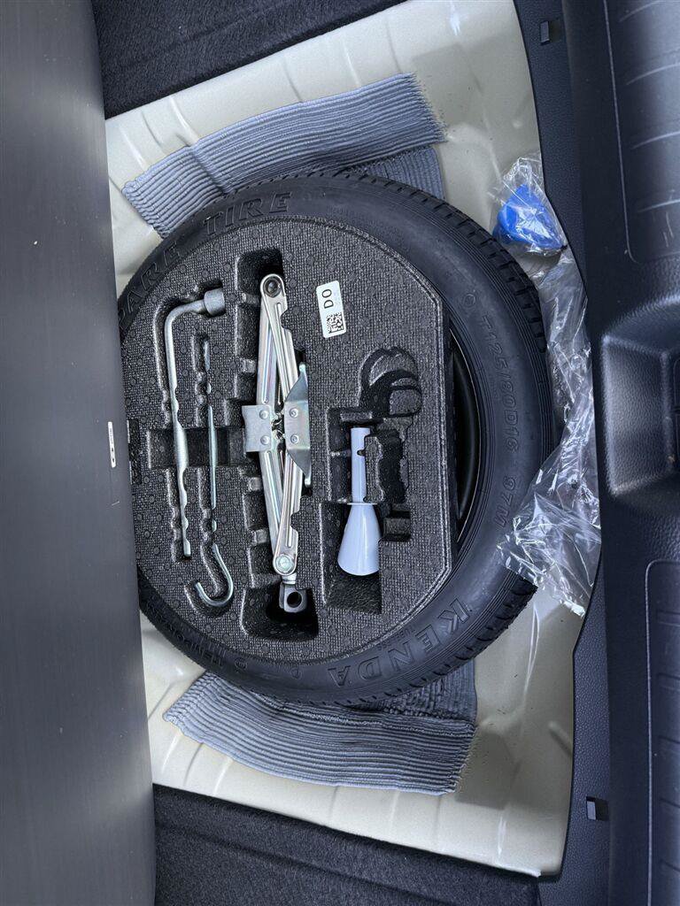 Used 2022 Honda Civic LX image 28