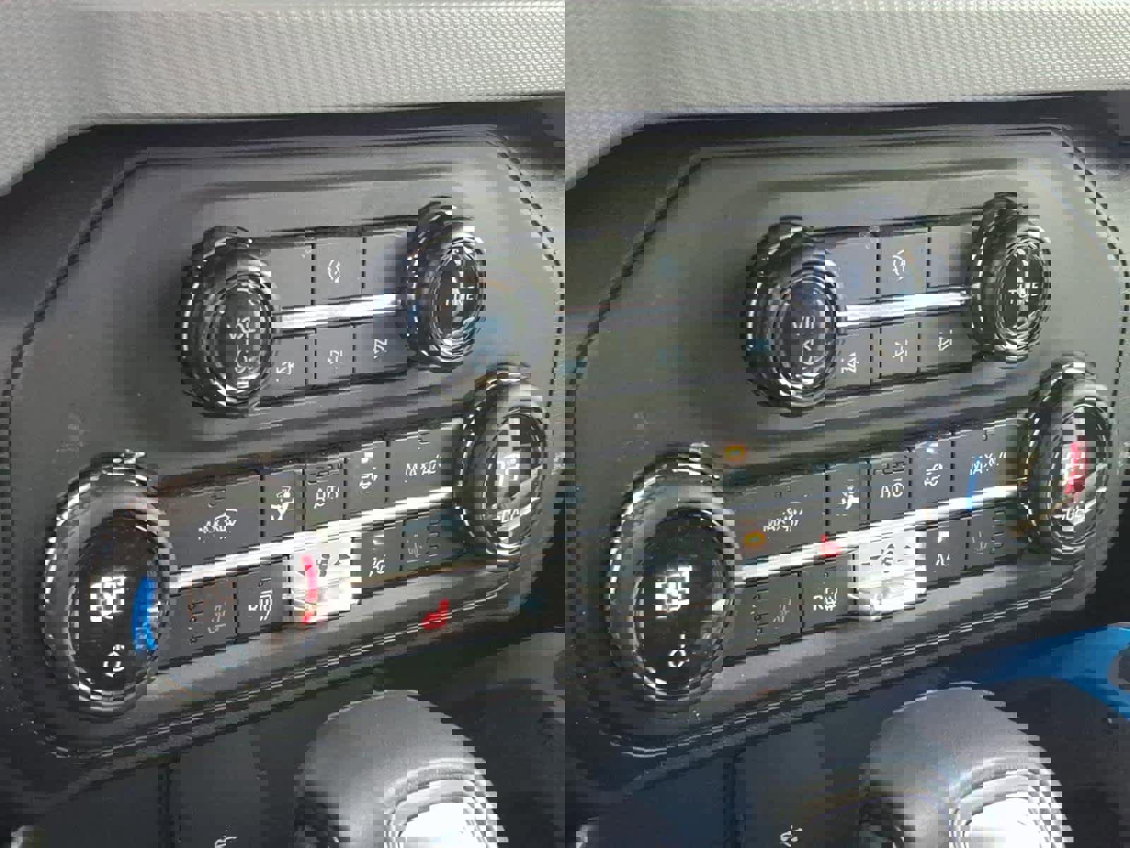 Used 2024 Ford Bronco Black Diamond image 8