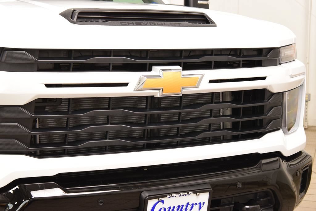 New 2026 Chevrolet Silverado 2500 Custom w/ Custom Value Package AWD/4WD image 11