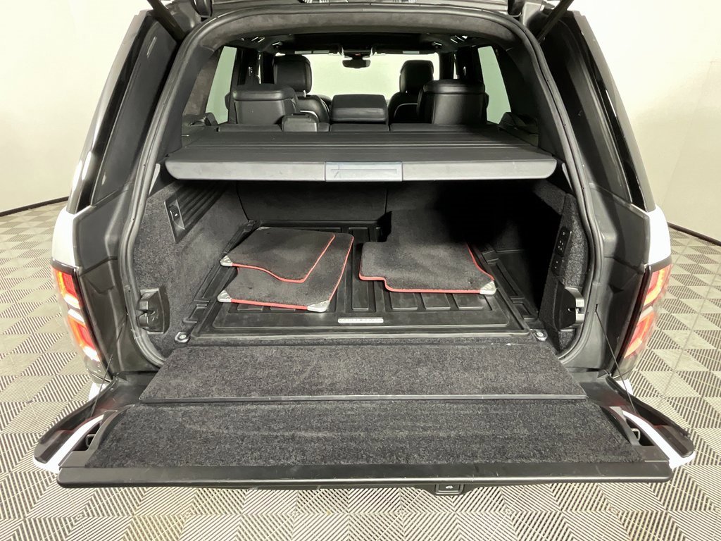 Used 2020 Land Rover Range Rover SV Autobiography Dynamic image 27