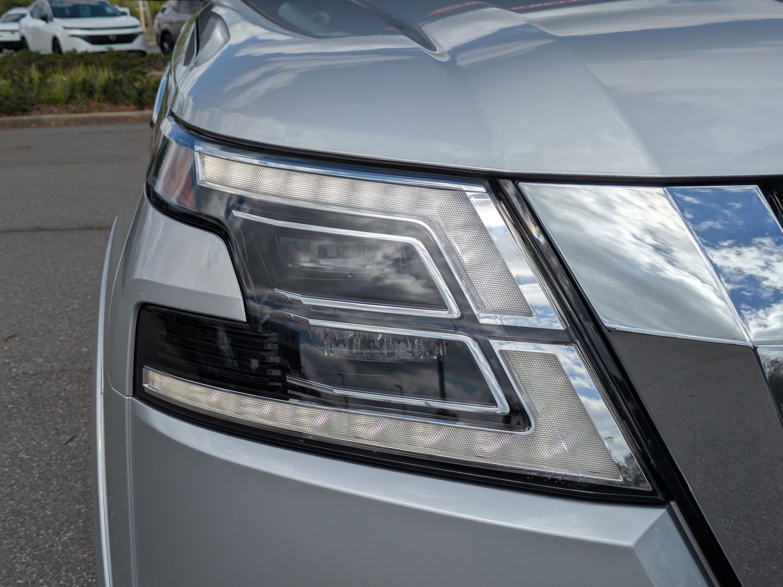 Certified 2024 Nissan Armada SV AWD/4WD image 10