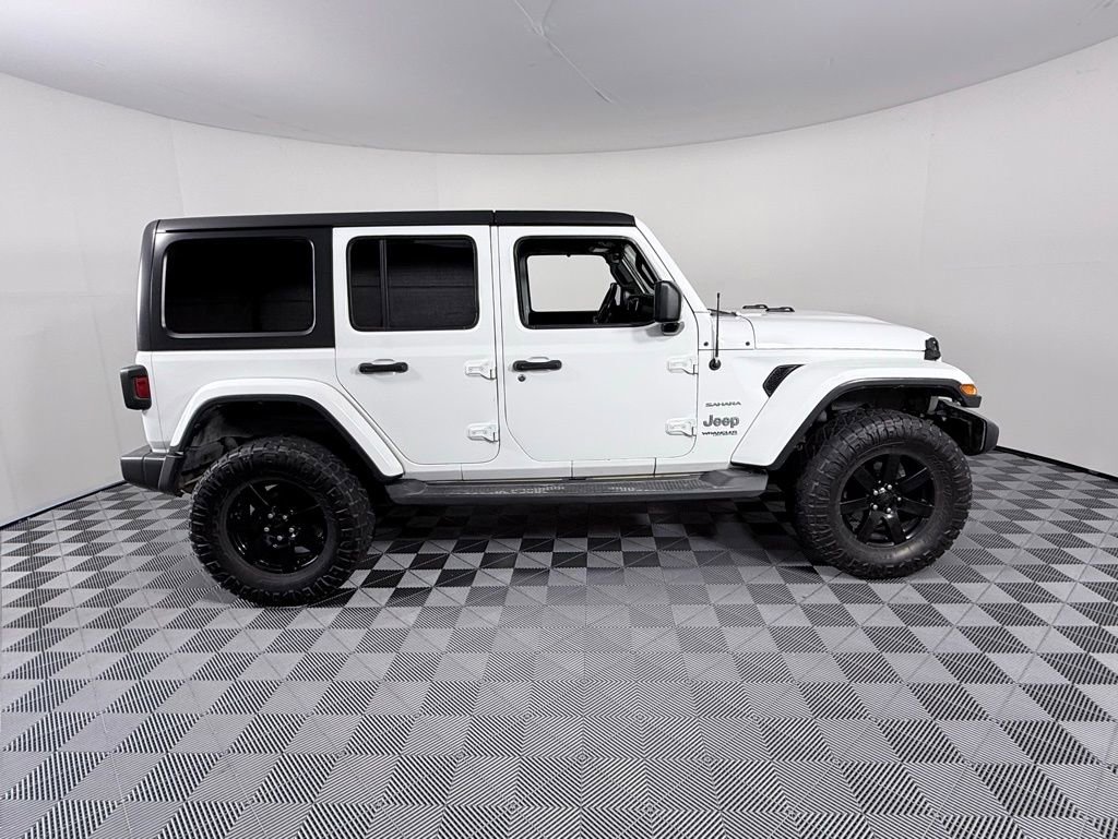 Used 2018 Jeep Wrangler Unlimited Sahara image 8