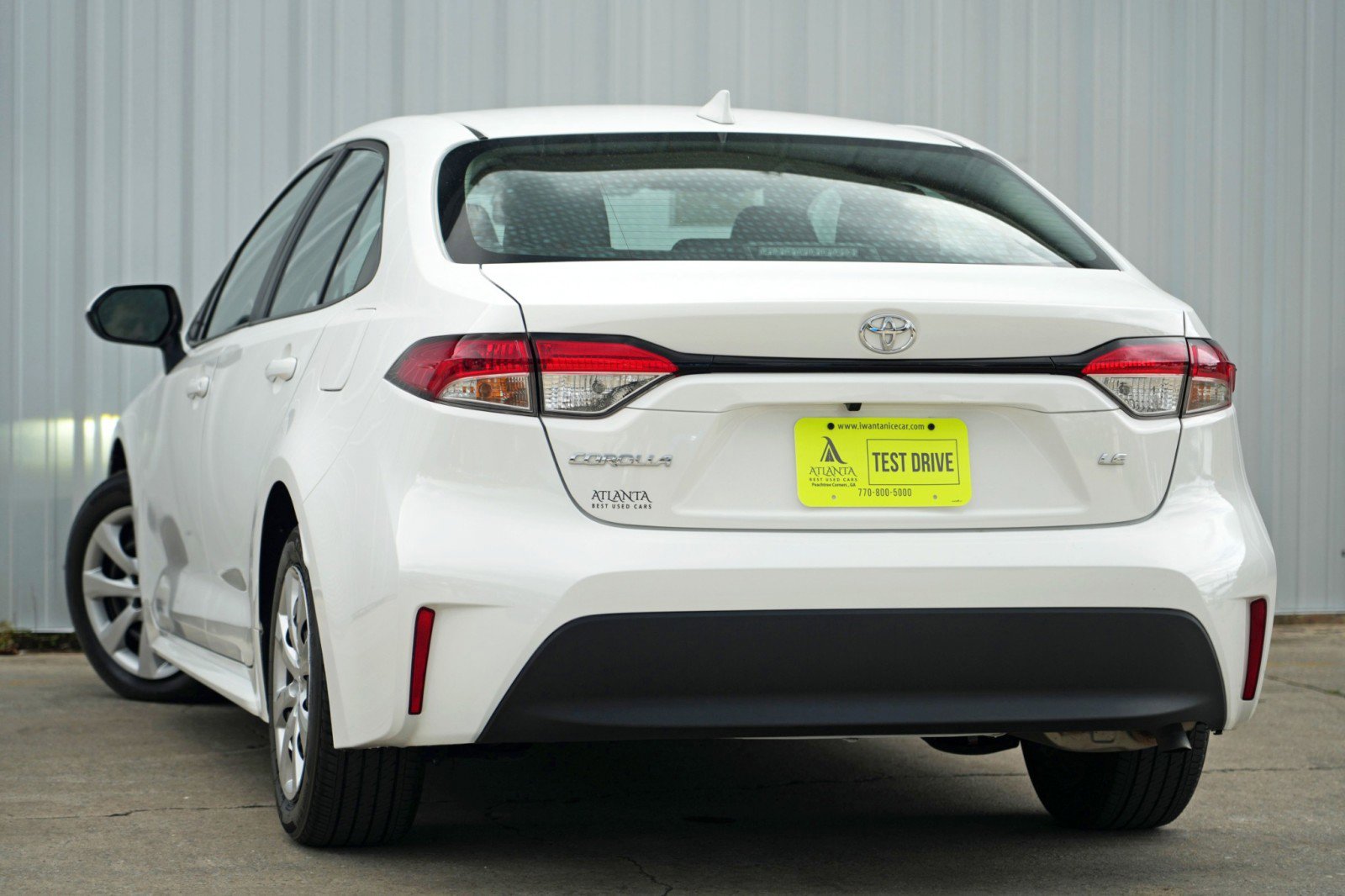 Used 2024 Toyota Corolla LE image 4