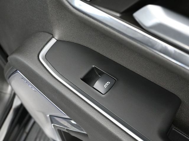 Used 2024 Chevrolet Silverado 3500 High Country w/ Technology Package image 54