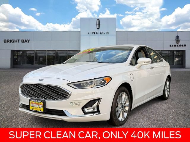 Used 2019 Ford Fusion Energi Titanium FWD image 2