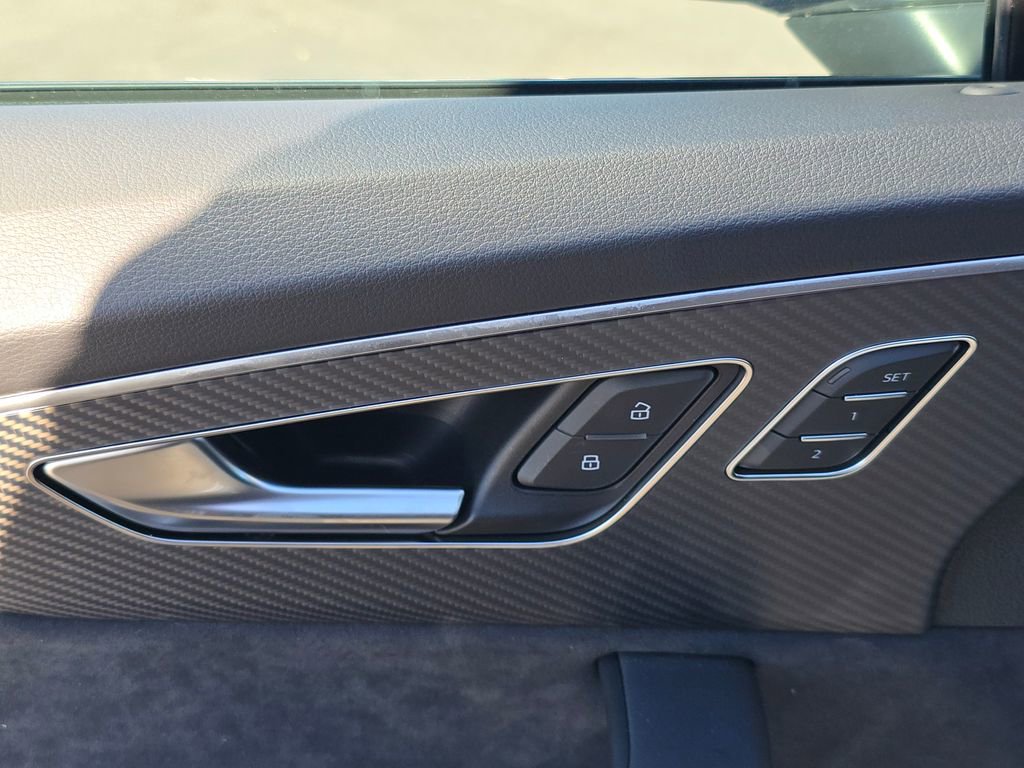 New 2026 Audi SQ7 Premium Plus AWD/4WD image 22