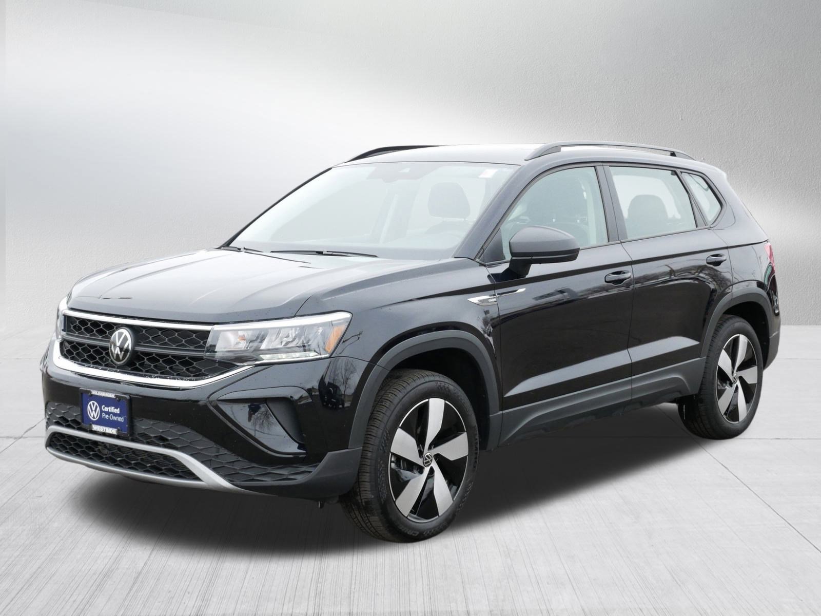 Certified 2024 Volkswagen Taos S image 3