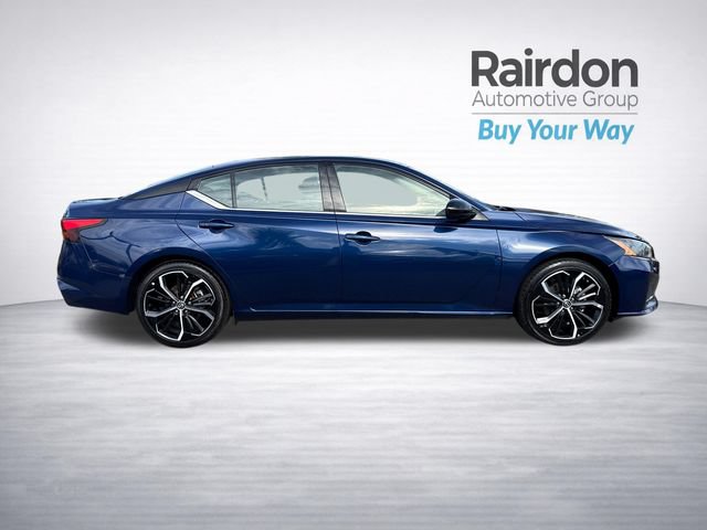 Used 2023 Nissan Altima 2.5 SR FWD image 16