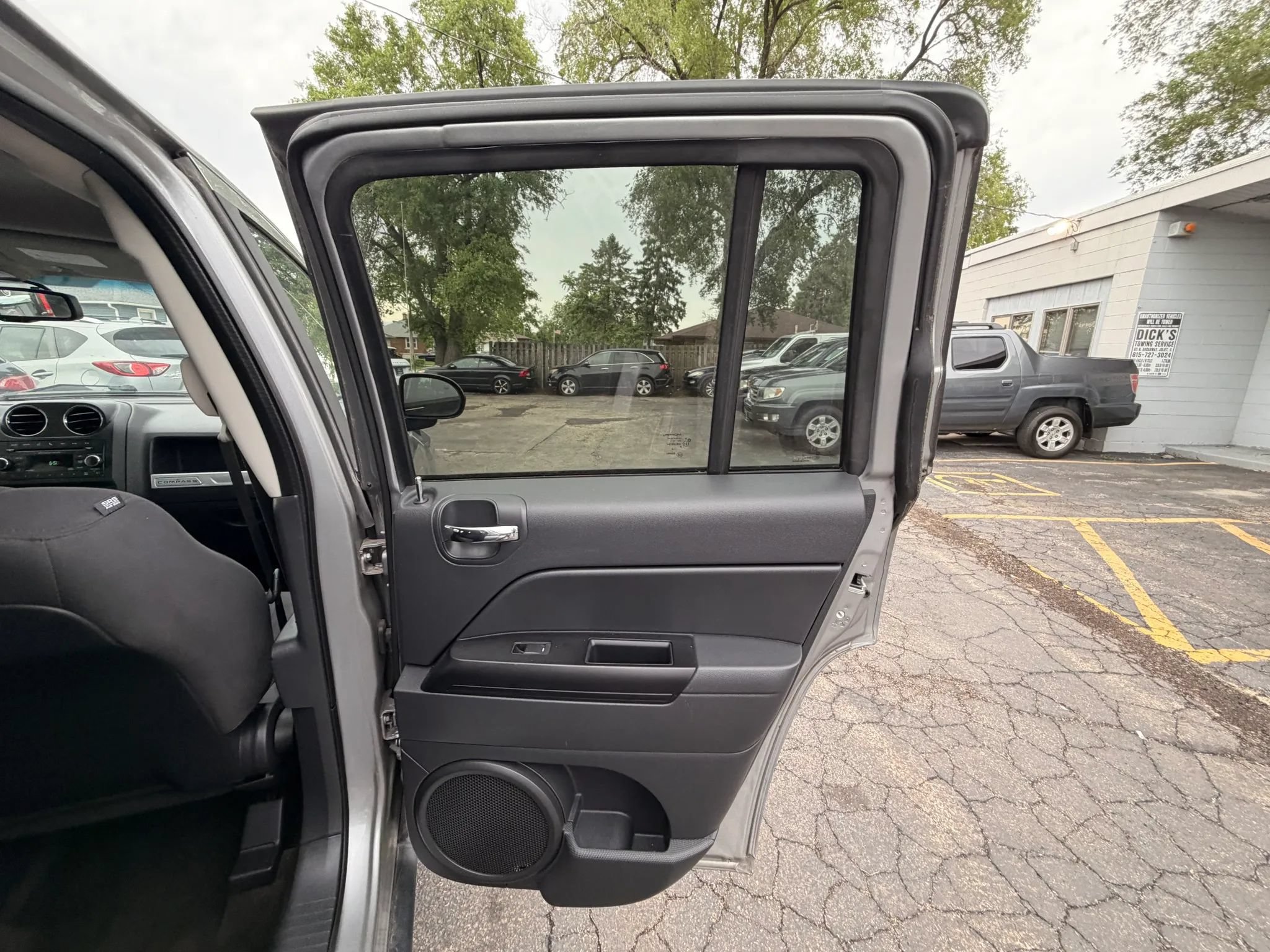 Used 2016 Jeep Compass Sport w/ Power Value Group FWD image 26