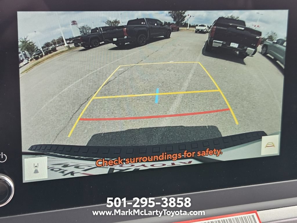 New 2026 Toyota 4Runner SR5 AWD/4WD image 16