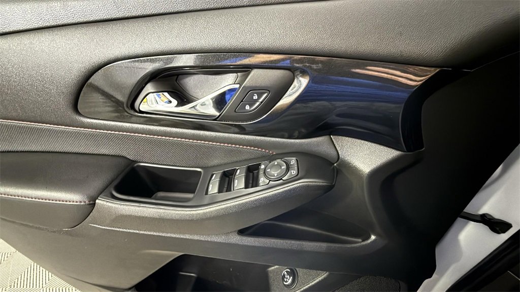 Certified 2023 Chevrolet Traverse RS image 24