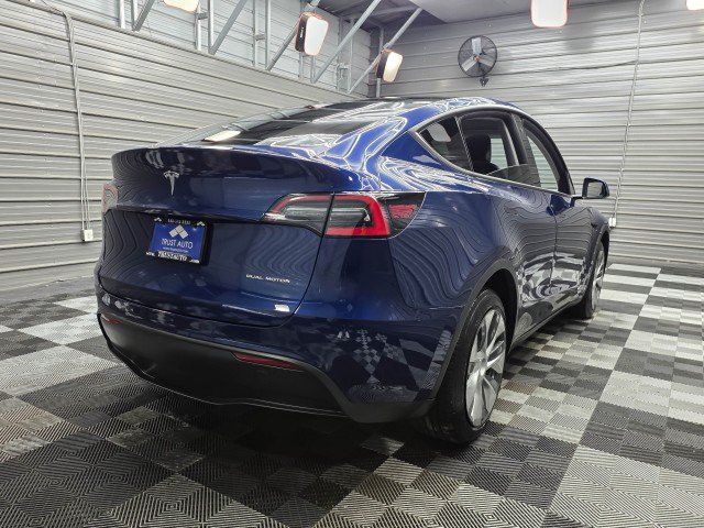 Used 2021 Tesla Model Y Long Range AWD/4WD image 5