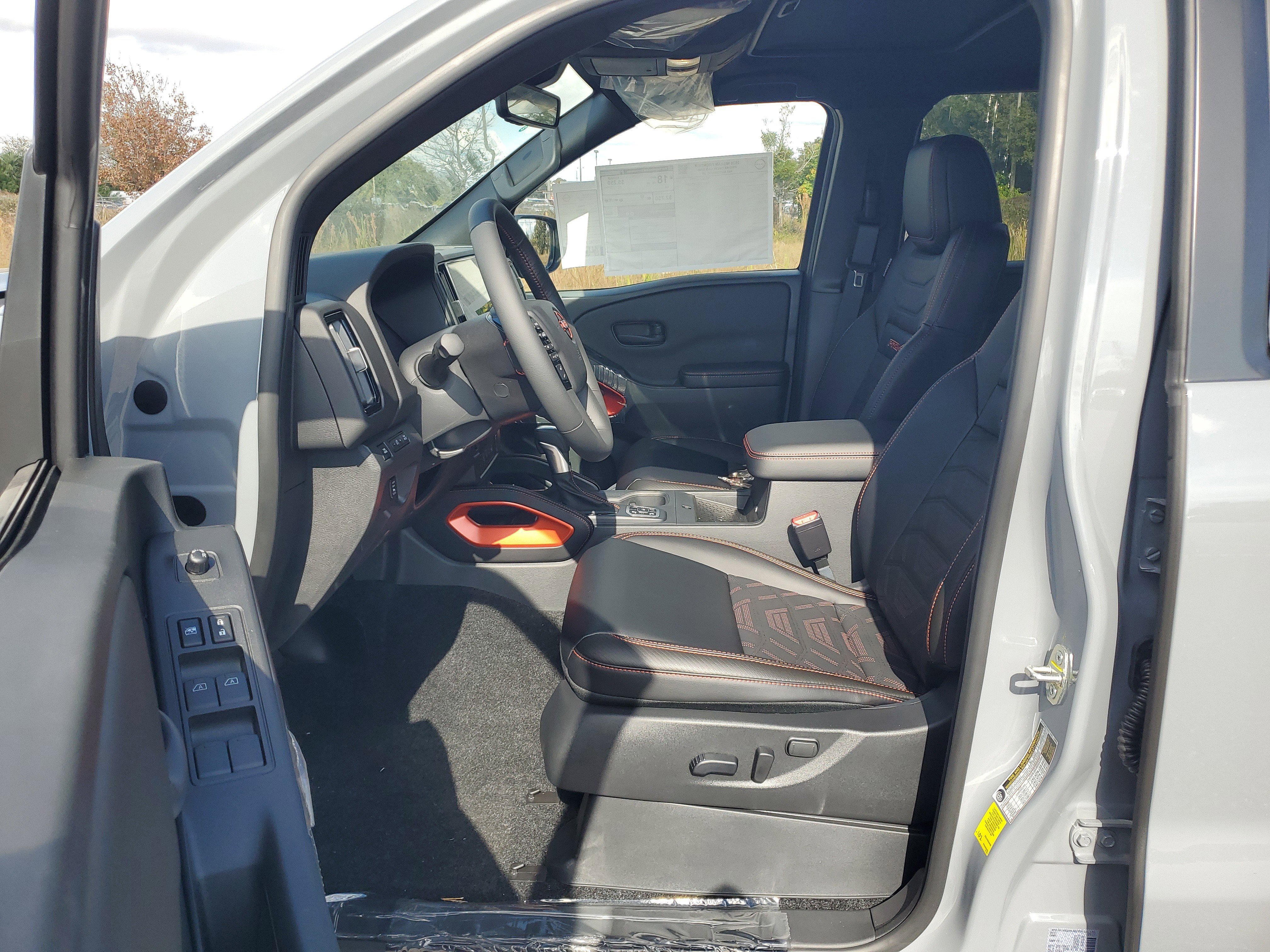 New 2026 Nissan Frontier PRO-4X w/ Pro Premium Package image 9