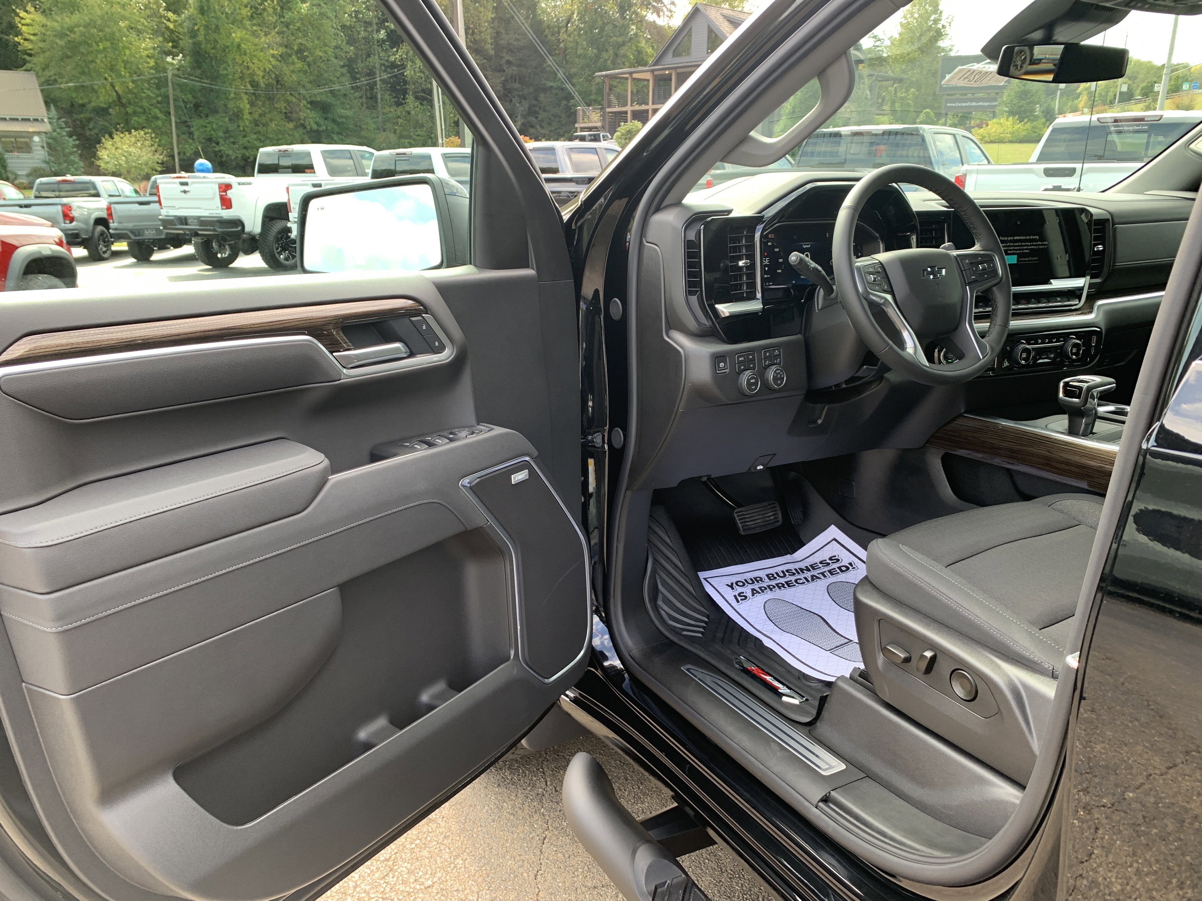 New 2026 Chevrolet Silverado 1500 RST image 7