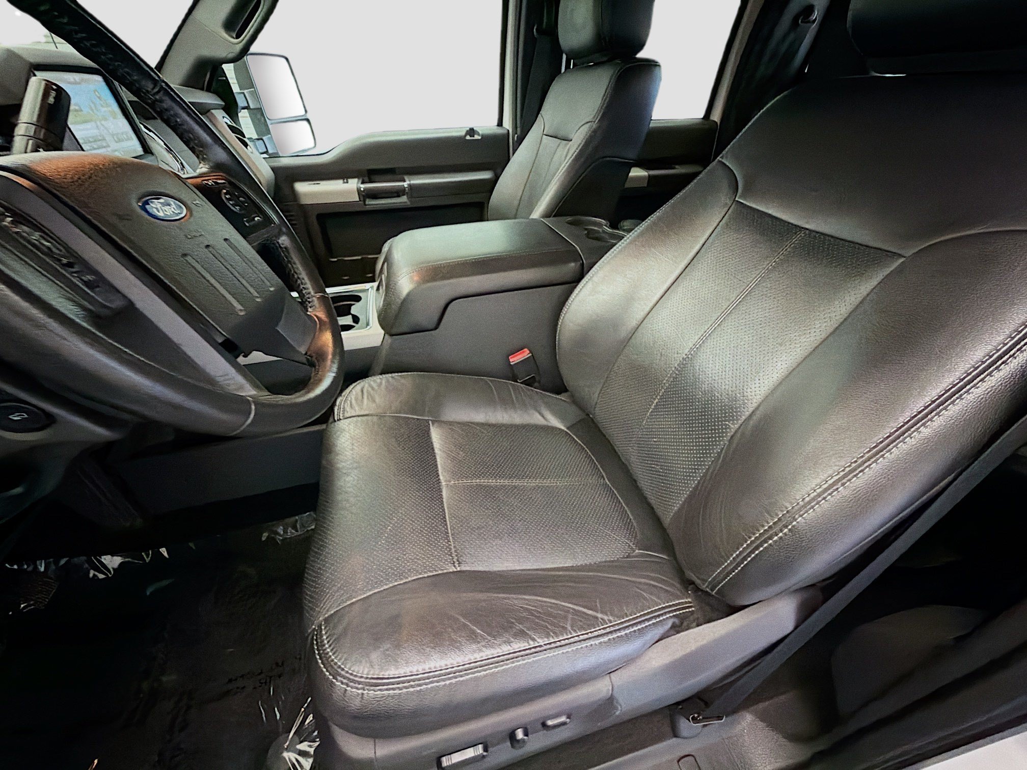 Used 2015 Ford F350 Lariat w/ Lariat Ultimate Package AWD/4WD image 11