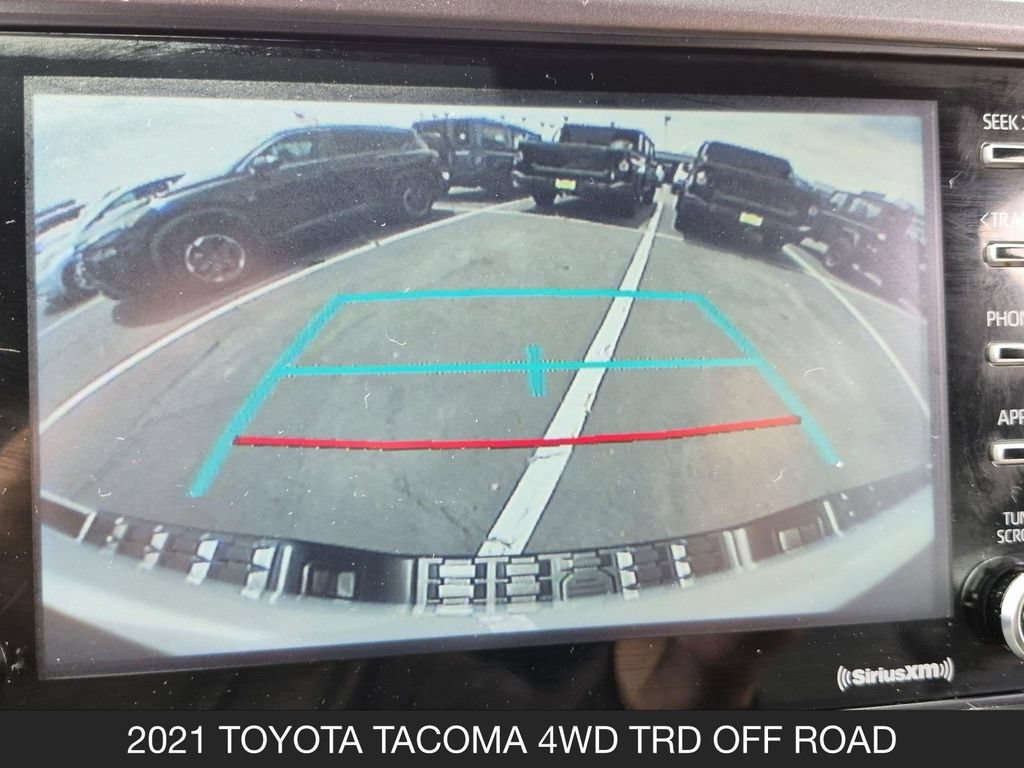 Used 2021 Toyota Tacoma TRD Off-Road w/ Technology Package AWD/4WD image 21