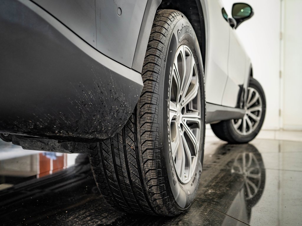 Certified 2025 Mercedes-Benz GLC 300 GLC 300 image 42