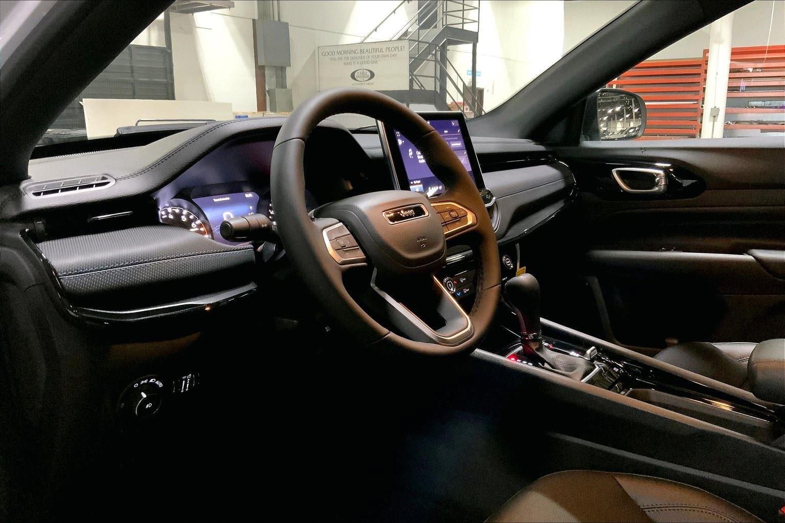 New 2026 Jeep Compass Latitude AWD/4WD image 7