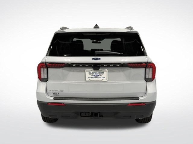 New 2026 Ford Explorer Active RWD image 7