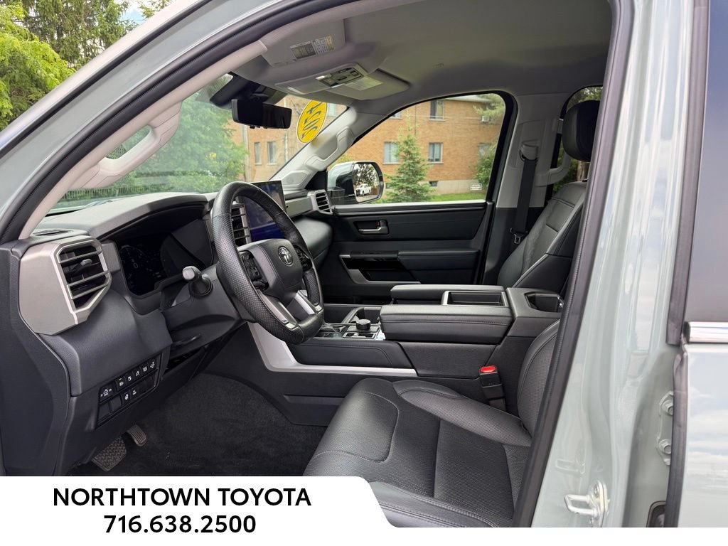 Used 2024 Toyota Tundra Limited AWD/4WD image 26