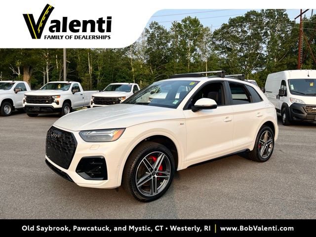 Used 2024 Audi Q5 e Prestige w/ Prestige Package