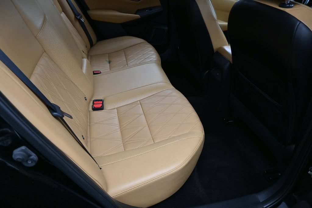 Used 2023 Nissan Sentra SV w/ SV Premium Package FWD image 37