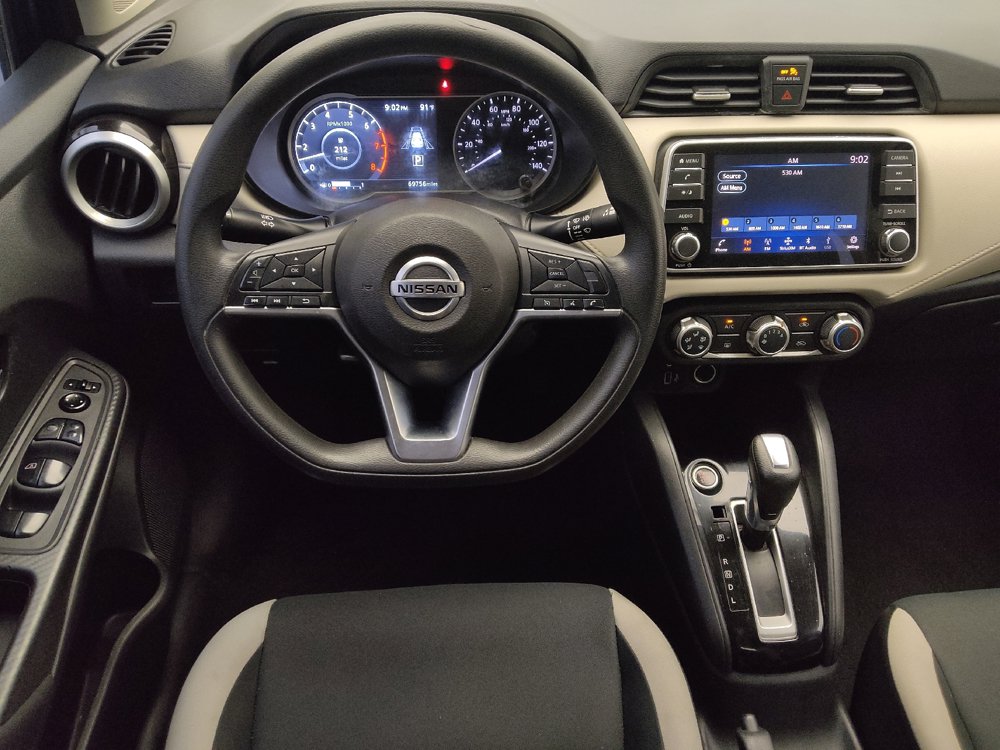 Used 2021 Nissan Versa SV FWD image 22